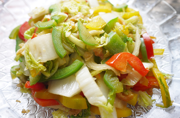 Stir-Fried Bell Pepper and Napa Cabbage