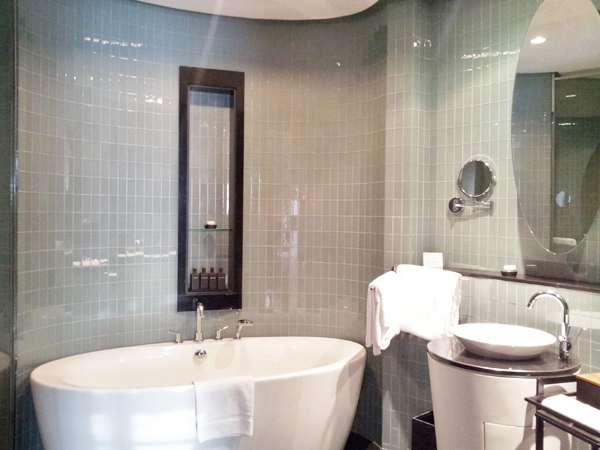 E&O Residences Kuala Lumpur Bathroom
